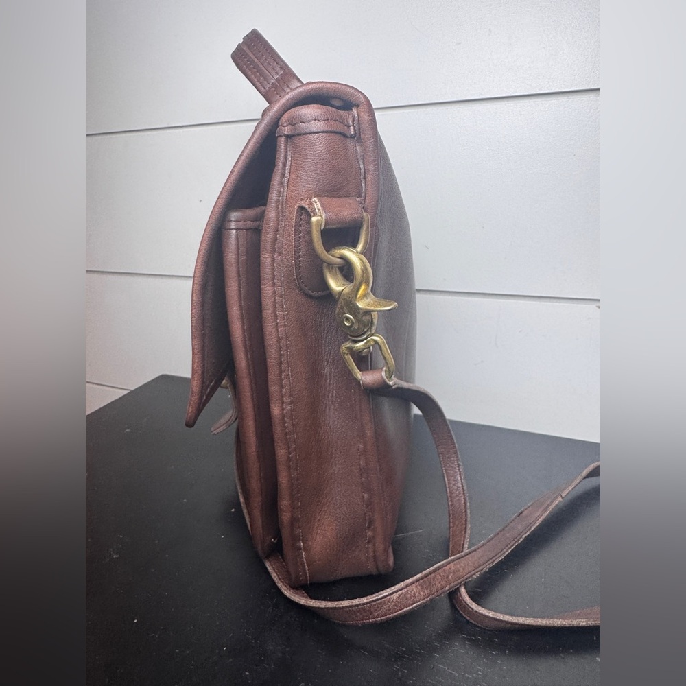 Vintage Coach Station Bag 5130 Brown Leather Crossbody Turnlock Bag 90s Classic - Picture 2 of 16